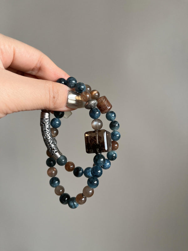 Ancient Blue Elegance