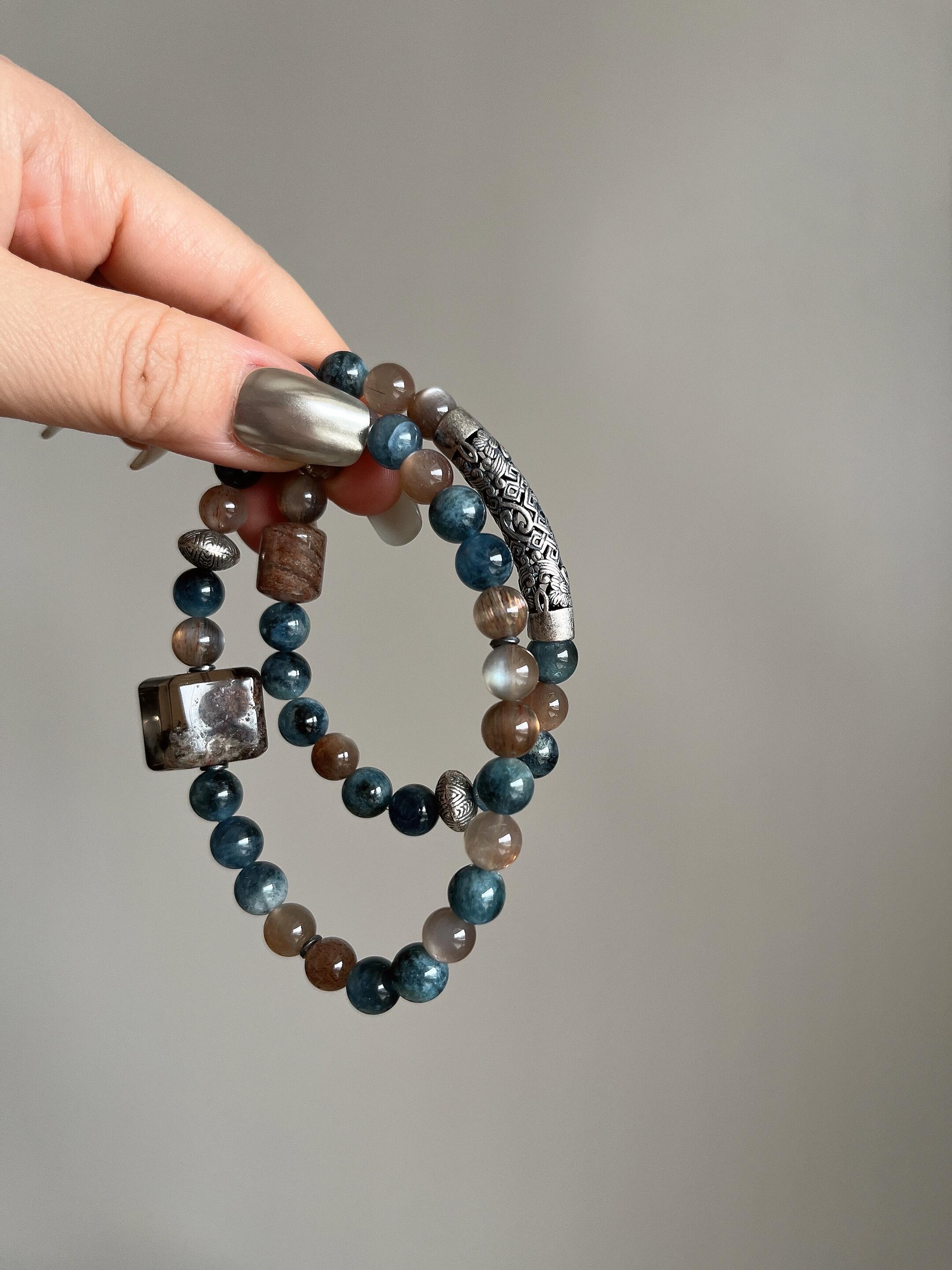Ancient Blue Elegance